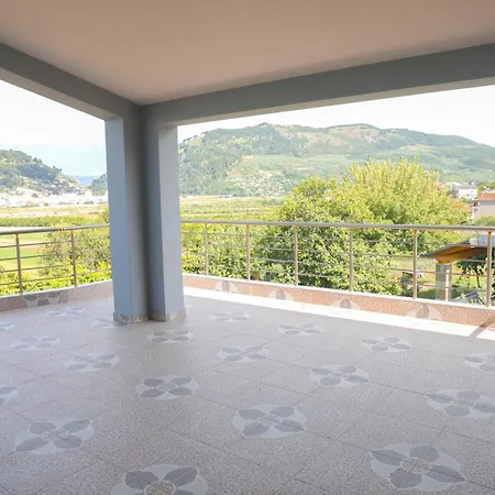 Villa Amla's Berat
